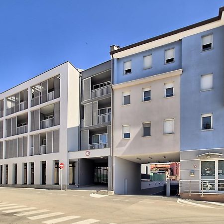 Summertime House With Apartment Умаг Екстер'єр фото